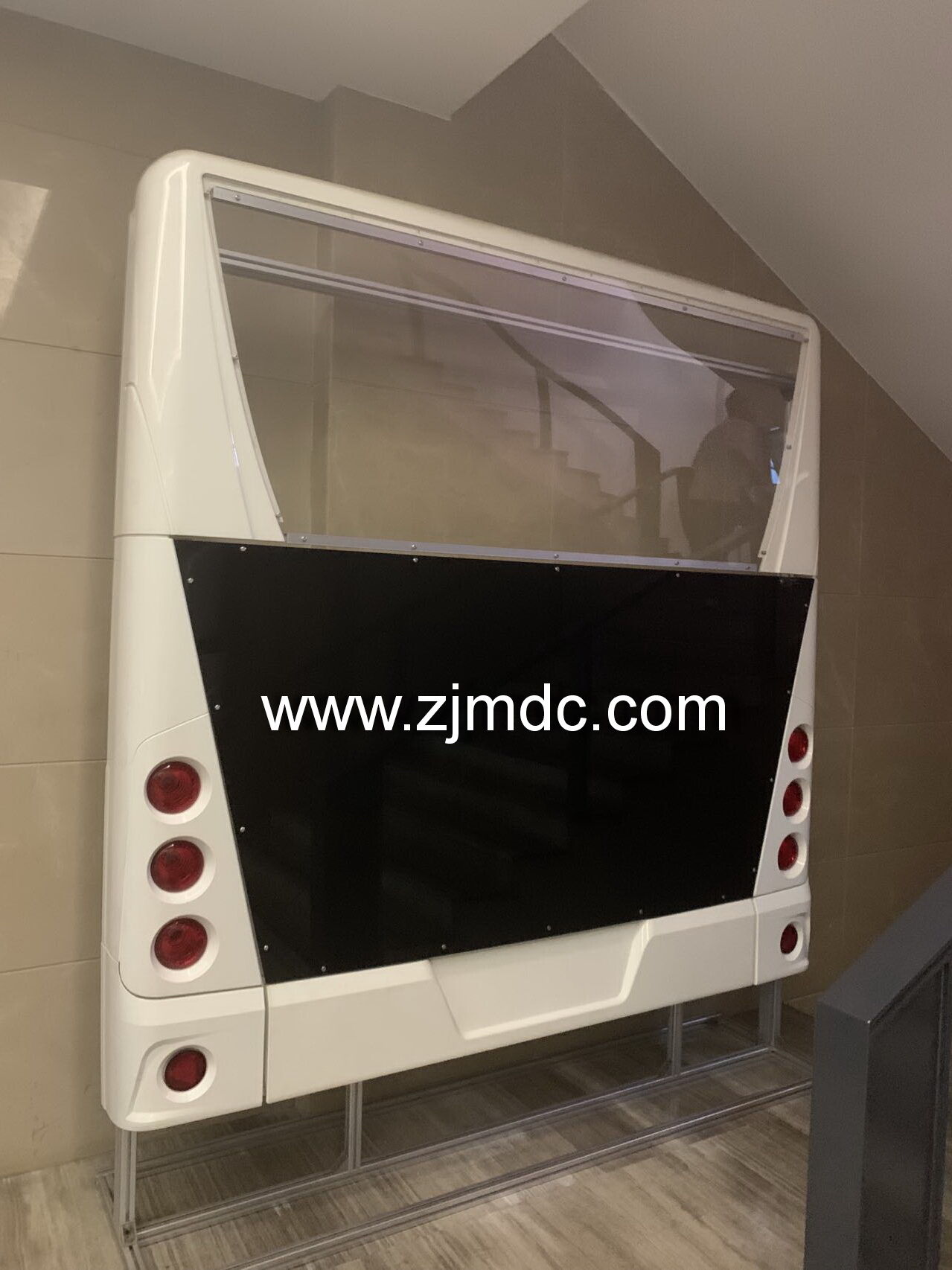 SMC bus back panel mold