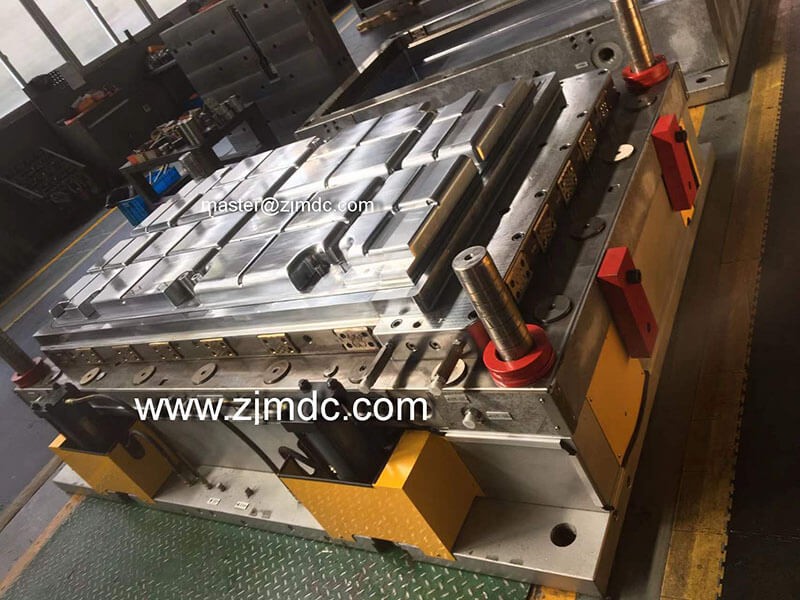 Composite Baseboard Trim Mold